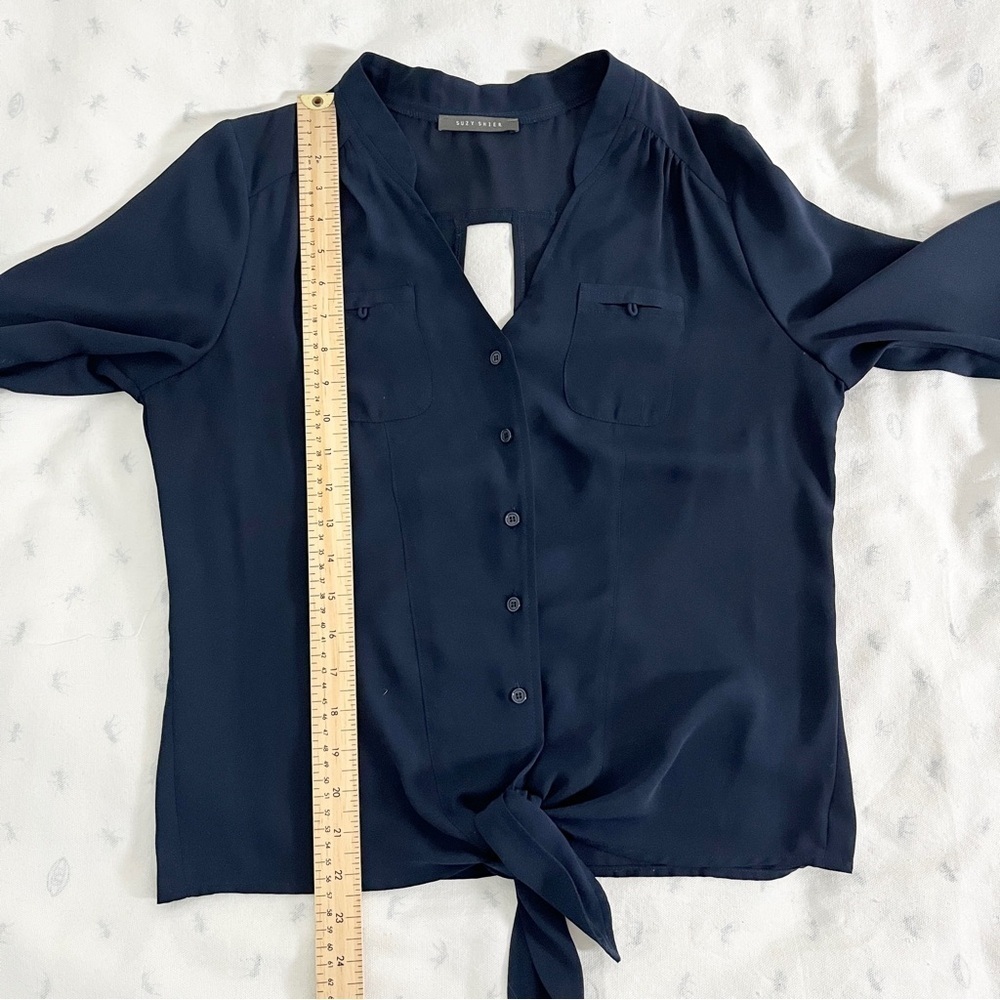 Suzy Shier Navy Button-Up Tie Front Blouse w/ Peek-a-boo Back Detail - M/L - Picture 10 of 13